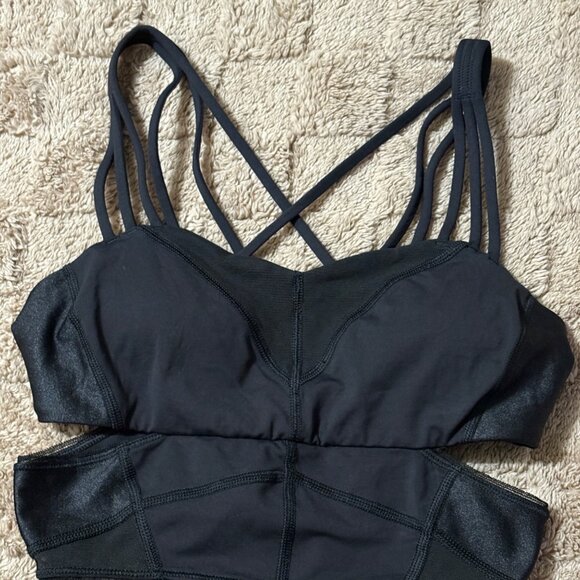 Lululemon Exquisite Bra Strappy Cross Back Luxtreme Mesh Black Yoga Fitness 4 - Picture 6 of 8